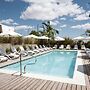 Costa Colonia - Riverside Boutique Hotel