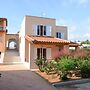 Maria's Filoxenia Suites