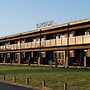 Suncourt Hotel & Conference Centre