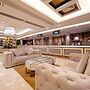 Grand Dragon Hotel