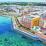 Vessel Hotel Campana Okinawa