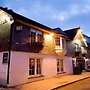 White Lady Hotel