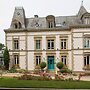 Clos de Vallombreuse, The Originals Relais