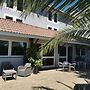 Brit Hotel Confort Pau Lons