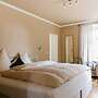Landhotel Airport Inn