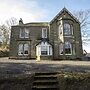 Newton Manor House -7 Bedroom House