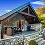 Luxury Pool Villa in Sosoye