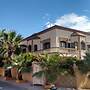 5 Bedroom Holiday Villa Yasmine, Perfect for Family Holidays, Near Bea