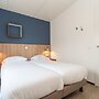 Comfy Lodge with Microwave Oven near Beach