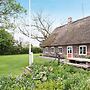 Vintage Holiday Home in Bredebro near Sea