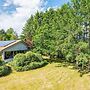 6 Person Holiday Home in Hojslev