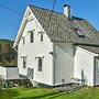 8 Person Holiday Home in Uggdal