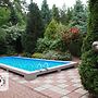 Lavish Holiday Home With Private Pool
