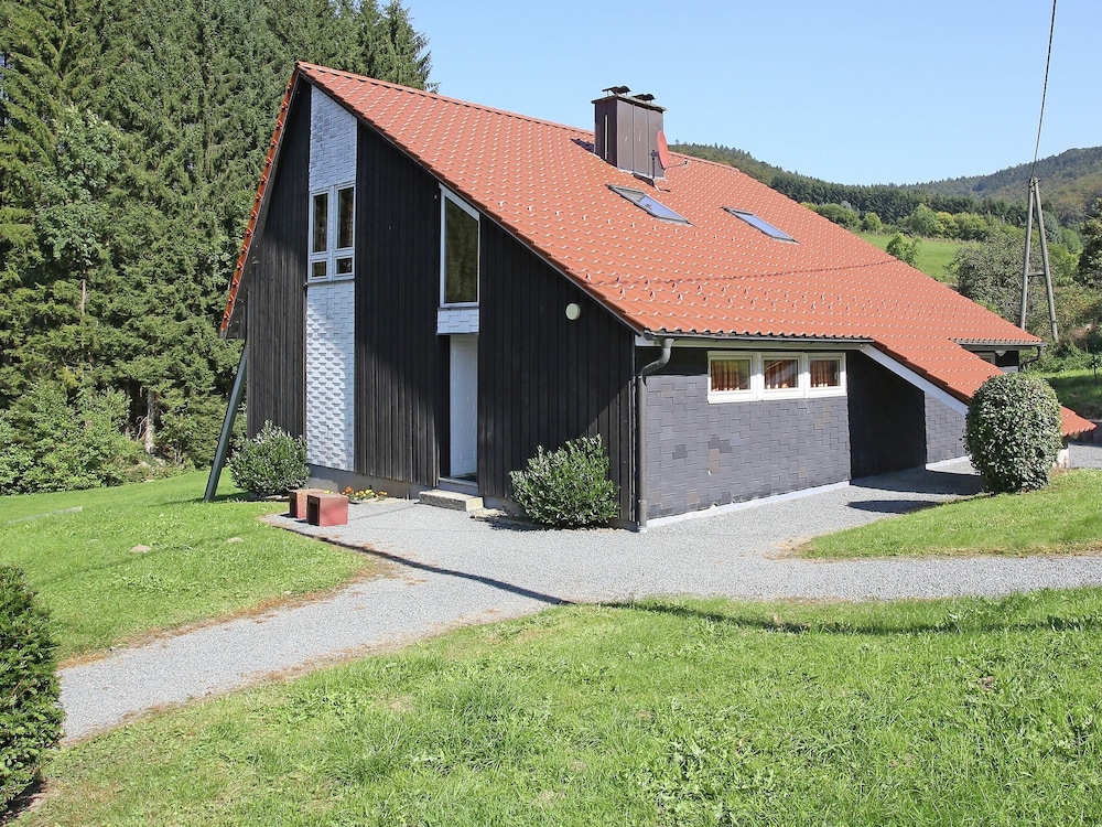 Geraeumiges Apartment mit Privater Terrasse