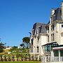 Apartment in Plougasnou With Stunning Sea Views