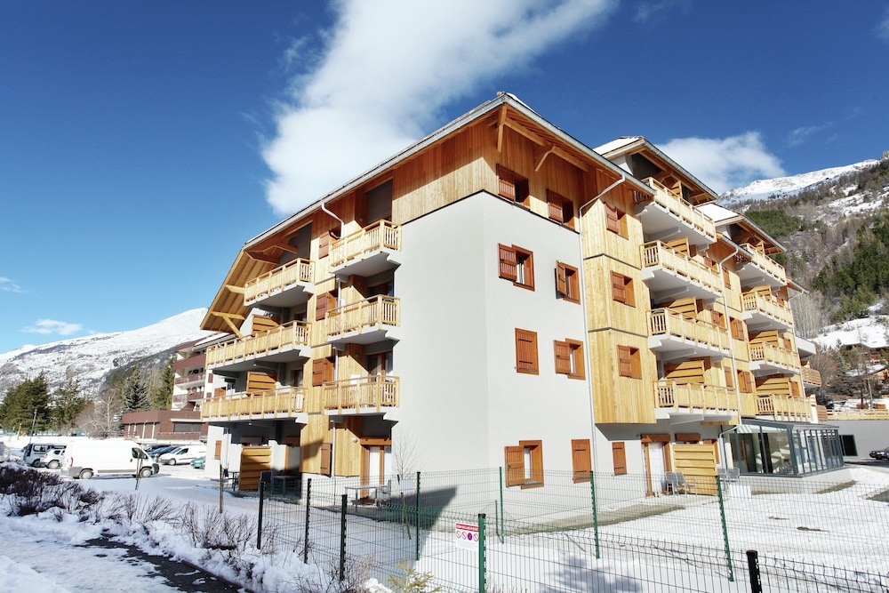 Ski-in Comfort w/ Spa