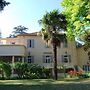 Villa in Valreas With Pool and Garden Views