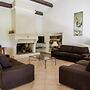 Villa in Campagnan With Pool and Vineyard Views