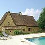 Luxurious Holiday Home in Domme With Swimming Pool
