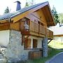 Chalet in Huez Near Ski Slope