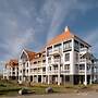 Luxurious Penthouse With 3 Bathrooms, Near the Sea