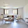 Cottage in Le Bourg-dun Near the Sea