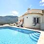 Peaceful Villa With Private Pool