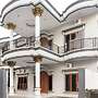 RedDoorz Plus near Transmart Kairagi Dua Manado