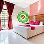 RedDoorz Plus @ West Nautical Road Puerto Galera