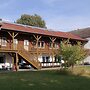 Luxuriose Ferienwohnung in Boddin mit Garten