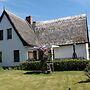 Quaint Apartment in Pepelow near Sea