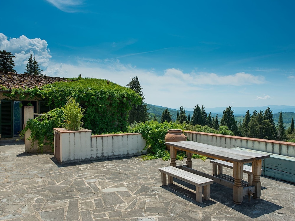 Holiday Home in Chianti With Pool & Sauna