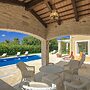 Peaceful Villa in Sveti Lovrec With Swimming Pool