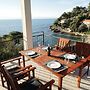 Lovely Apartment With Terrace and Gorgeous sea View. Near the Beach !