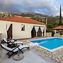 Holiday Home Lazuština Paradise