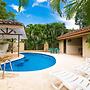 Colorful Condo with a Swimming Pool and Close Proximity to El Coco and