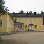 Kuukkeli Ivalo Airport Inn
