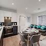 4 Bed - Sleeps 6 - Private Garden - Free Parking