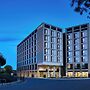 Courtyard by Marriott London City Airport