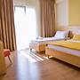 Airport Garden Hotel