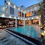 Art Pool Villa