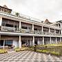 dedanau Hotel