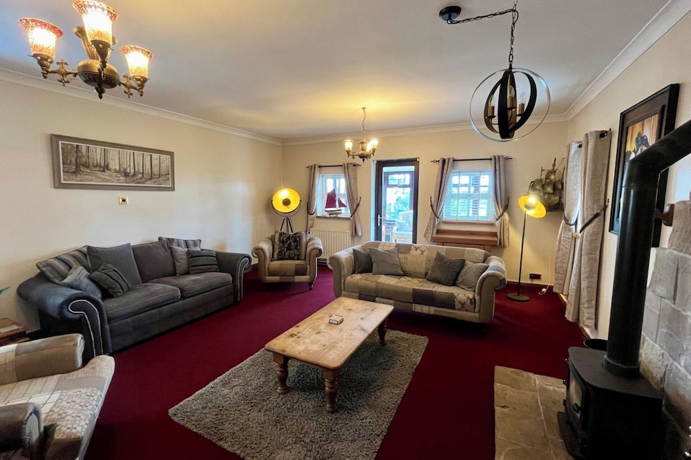 Starshinezzz - Large Farmhouse County Durham