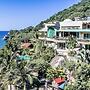 Fully Staffed, Beach Frontage Luxury Villa