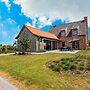 Chic Villa in Comines-warneton With Garden