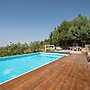 Villa in Nissoria With Private Pool