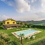 Villa in Piandimeleto With Pool & Sauna