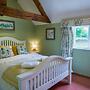 Idyllic Country Suite