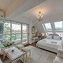 Luxury and Sunny Studio With a View in TOP Centre