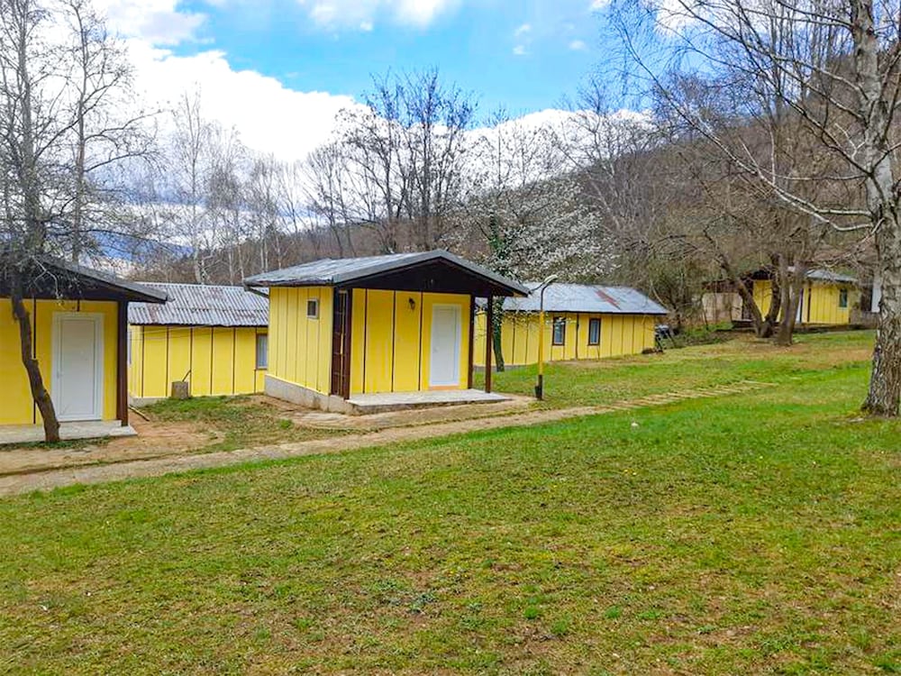Comfortable Bungalow for two in the Heart of the Forest